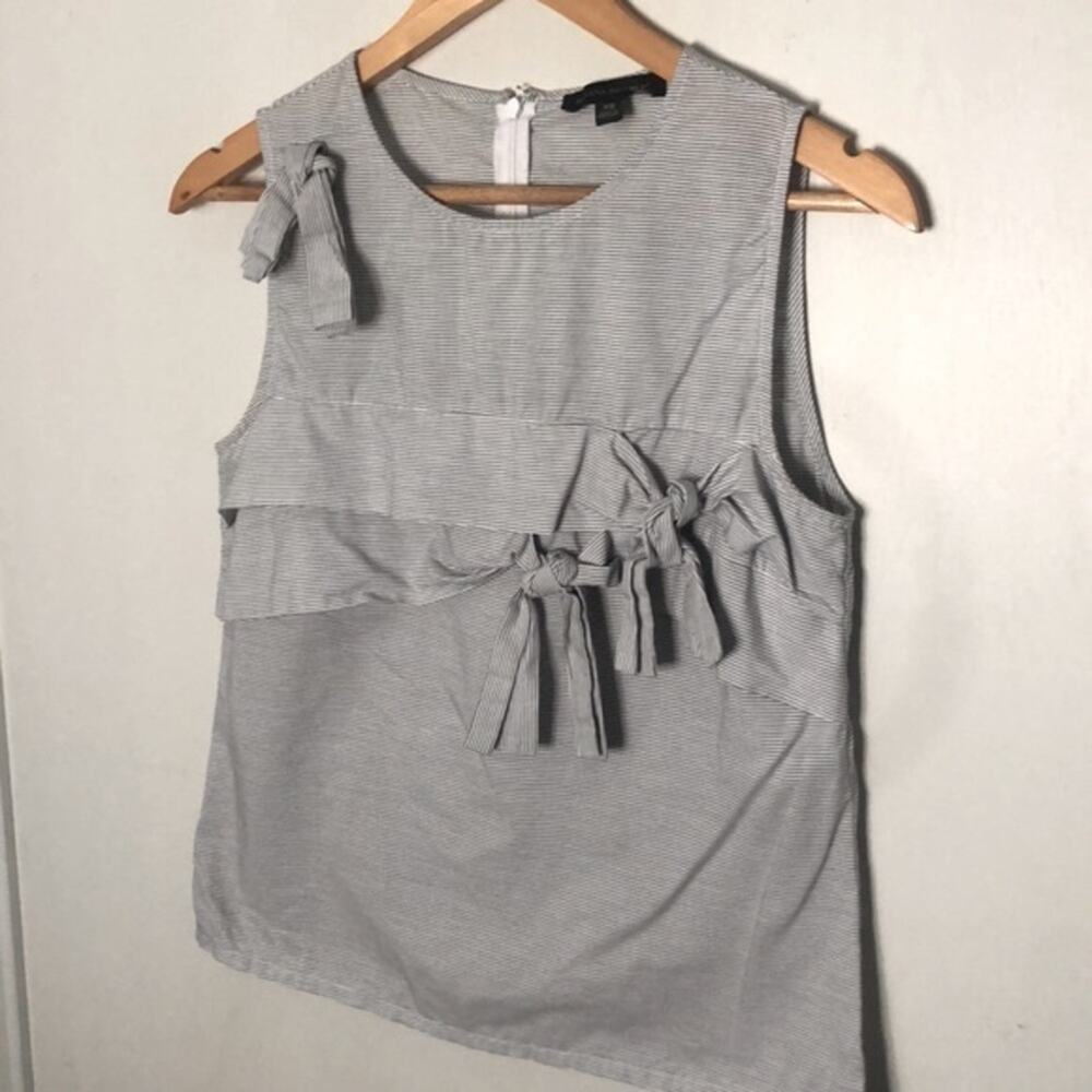 Banana Republic Striped Sleeveless Top size XS - Picture 2 of 8